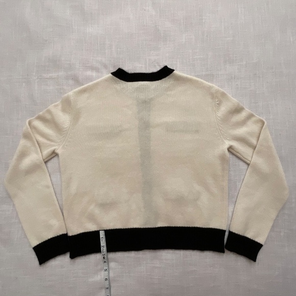 C By Bloomingdale’s Contrast Trim Cashmere Cardigan Size M NWOT - Picture 12 of 16